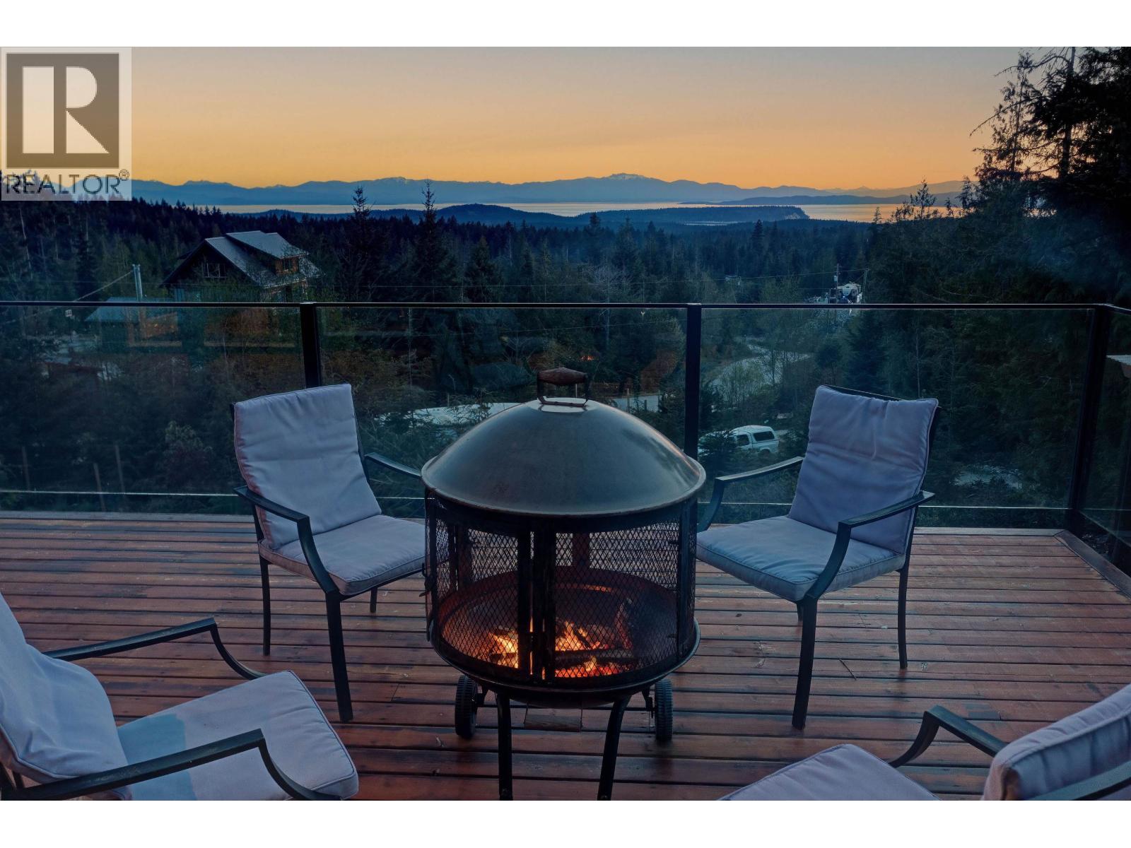 9340 Stephens Way, Halfmoon Bay, British Columbia  V7Z 1G9 - Photo 36 - R3163527