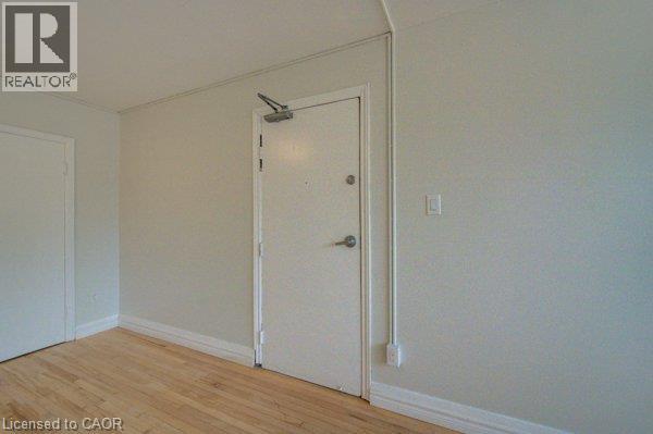 141 Chapel Street, Kitchener, Ontario  N2H 2T6 - Photo 16 - 40860515