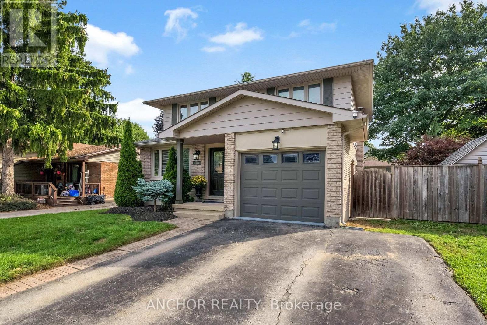 684 Griffith Street, London South, Ontario  N6K 2W4 - Photo 2 - X13764156