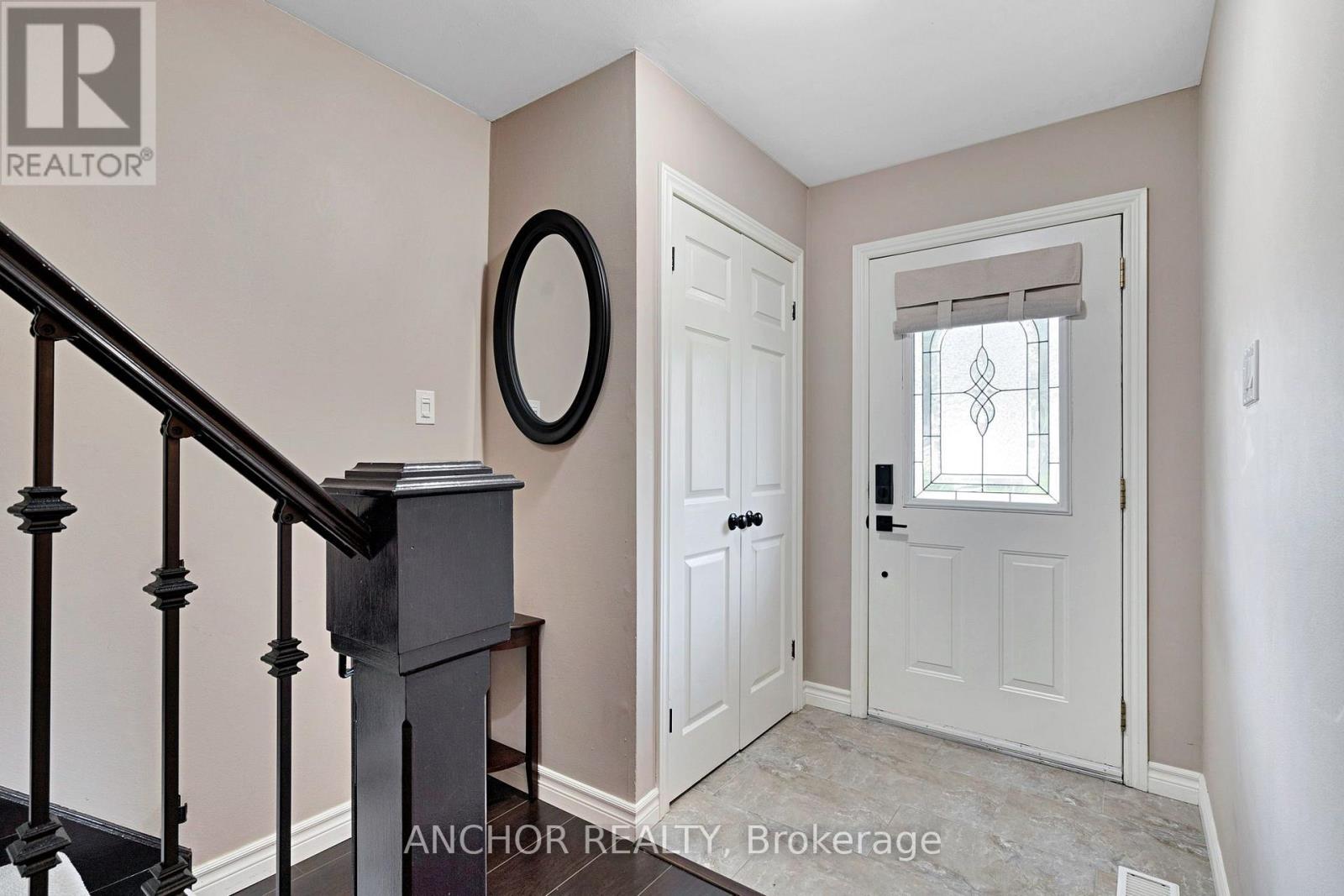 684 Griffith Street, London South, Ontario  N6K 2W4 - Photo 3 - X13764156