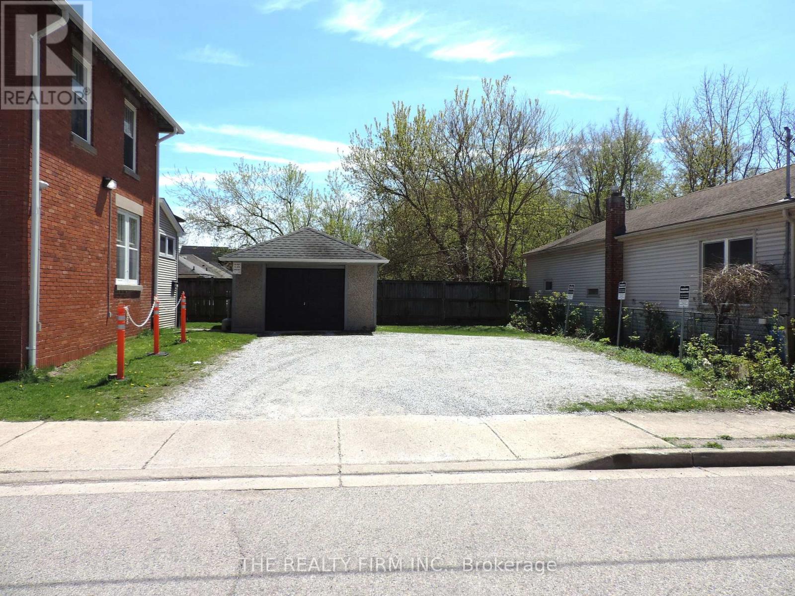 216 Wharncliffe Road N, London North, Ontario  N6H 2B4 - Photo 10 - X13764248