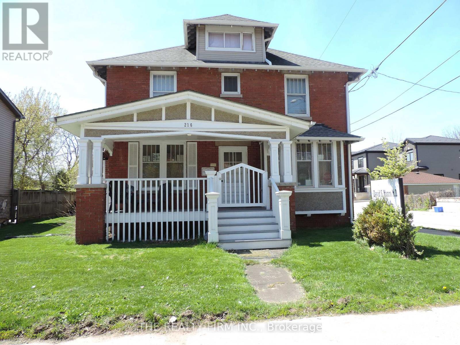 216 Wharncliffe Road N, London North, Ontario  N6H 2B4 - Photo 2 - X13764248