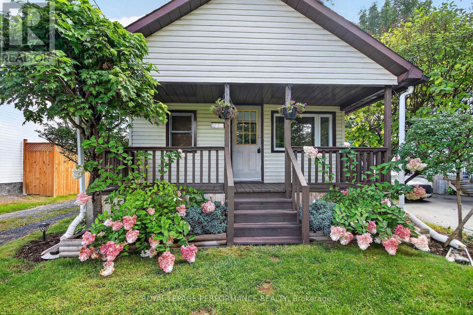 46 First Avenue, Russell, Ontario  K4R 1C9 - Photo 1 - X13764180