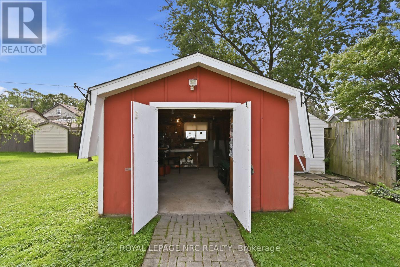 29 Erie Street, Welland, Ontario  L3B 5J6 - Photo 29 - X13764254