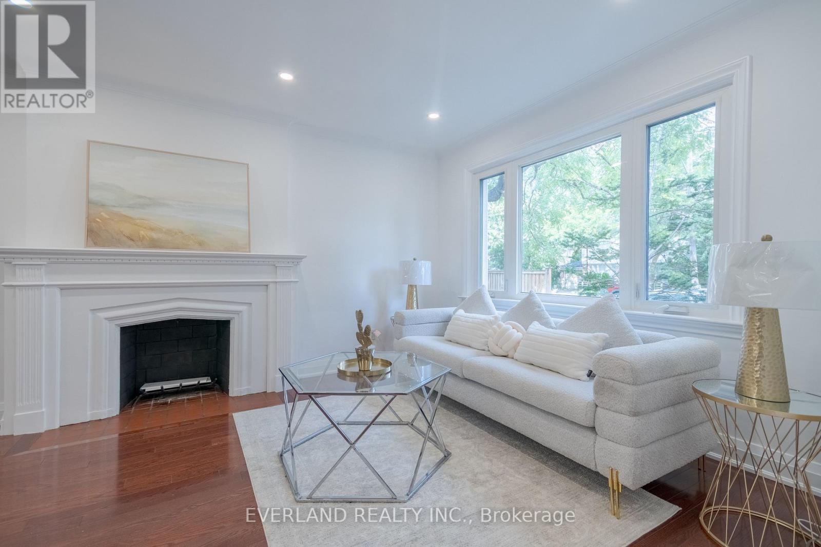 351 Lawrence Avenue W, Toronto, Ontario  M5M 1B6 - Photo 11 - C13764104