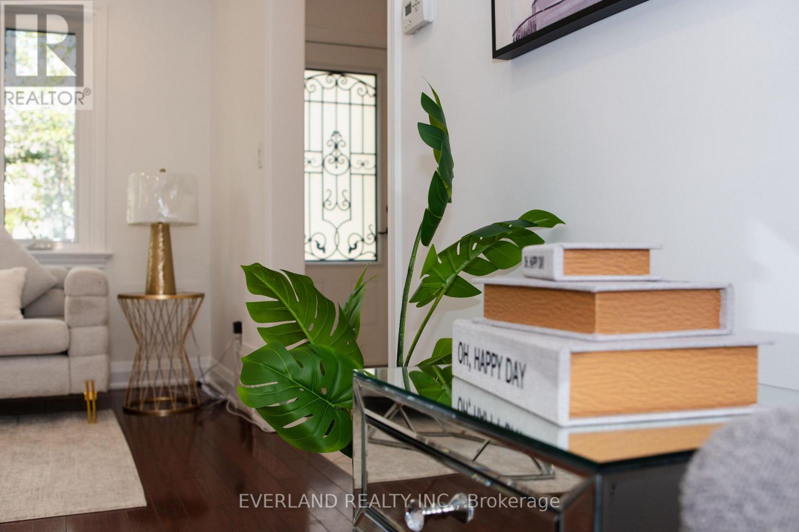 351 Lawrence Avenue W, Toronto, Ontario  M5M 1B6 - Photo 4 - C13764104