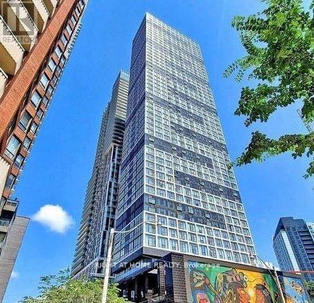 1612 - 181 DUNDAS STREET E