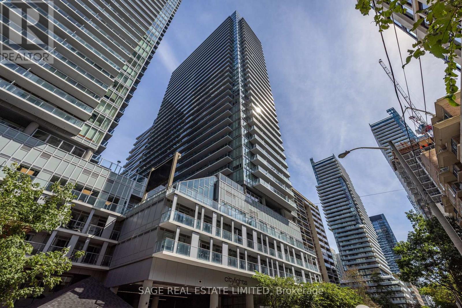 3004 - 195 Redpath Avenue, Toronto, Ontario  M4P 0E4 - Photo 2 - C13764136