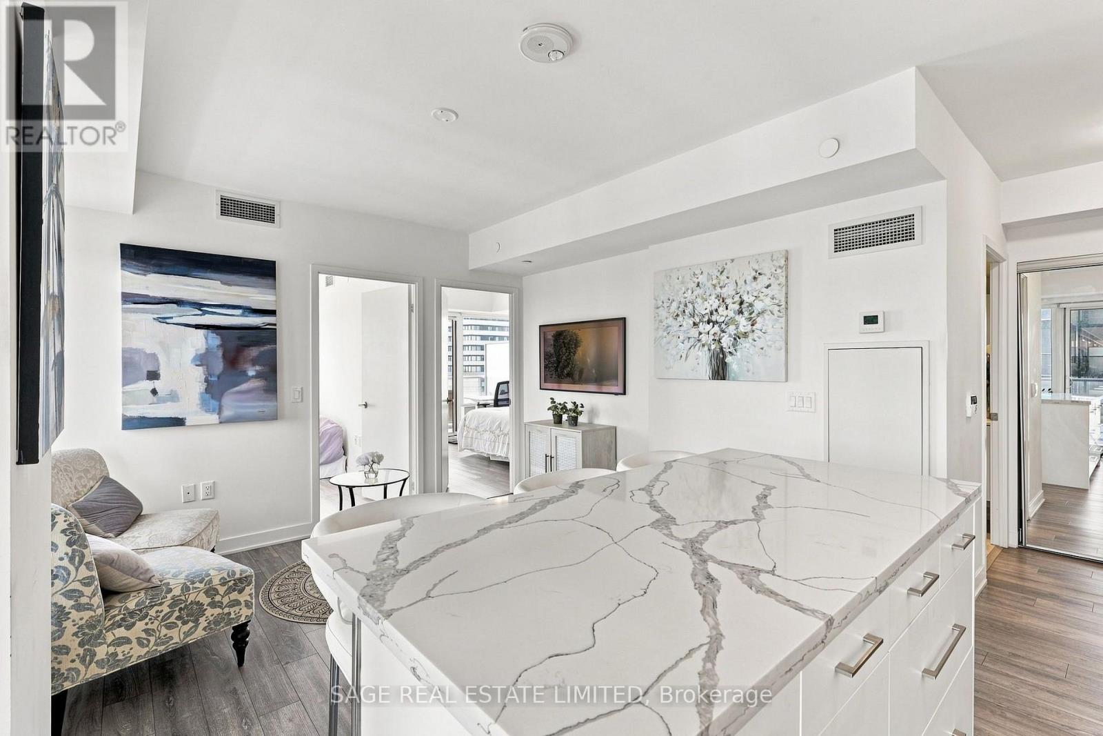 3004 - 195 Redpath Avenue, Toronto, Ontario  M4P 0E4 - Photo 7 - C13764136