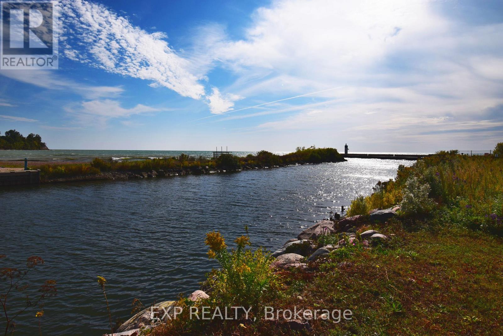 225 - 50 Lakebreeze Drive, Clarington, Ontario L1B 0V9 - Photo 10 - E13764134