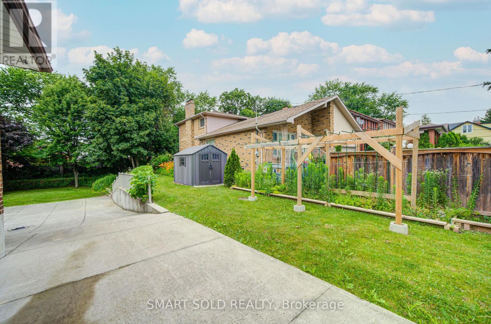 56 Gatesview Avenue, Toronto, Ontario M1J 3G5 - Photo 4 - E13764188