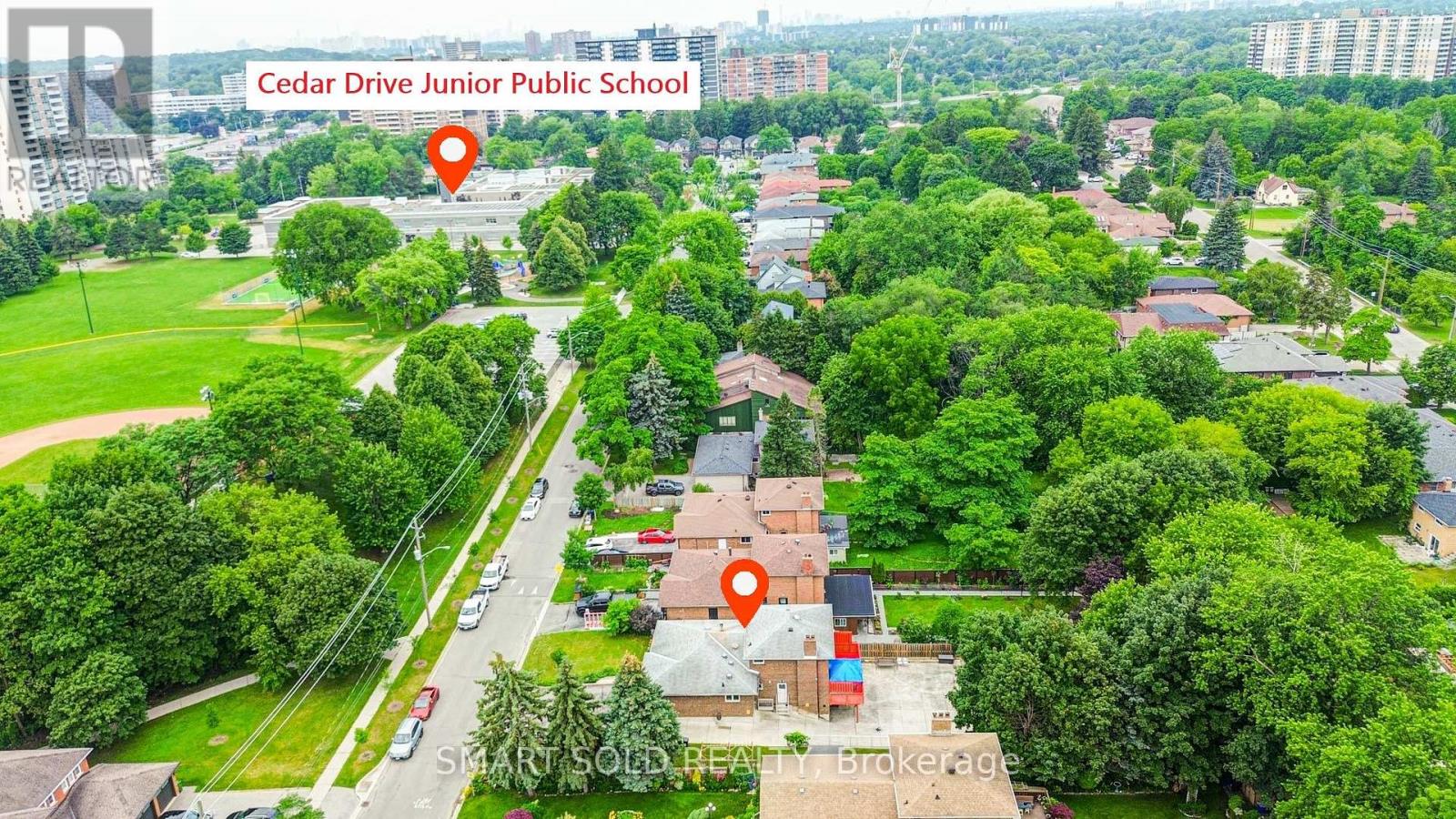 56 Gatesview Avenue, Toronto, Ontario M1J 3G5 - Photo 8 - E13764188