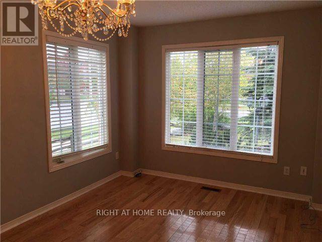 2 Silver Linden Drive, Richmond Hill (Langstaff), Ontario  L4B 4P4 - Photo 4 - N13764176