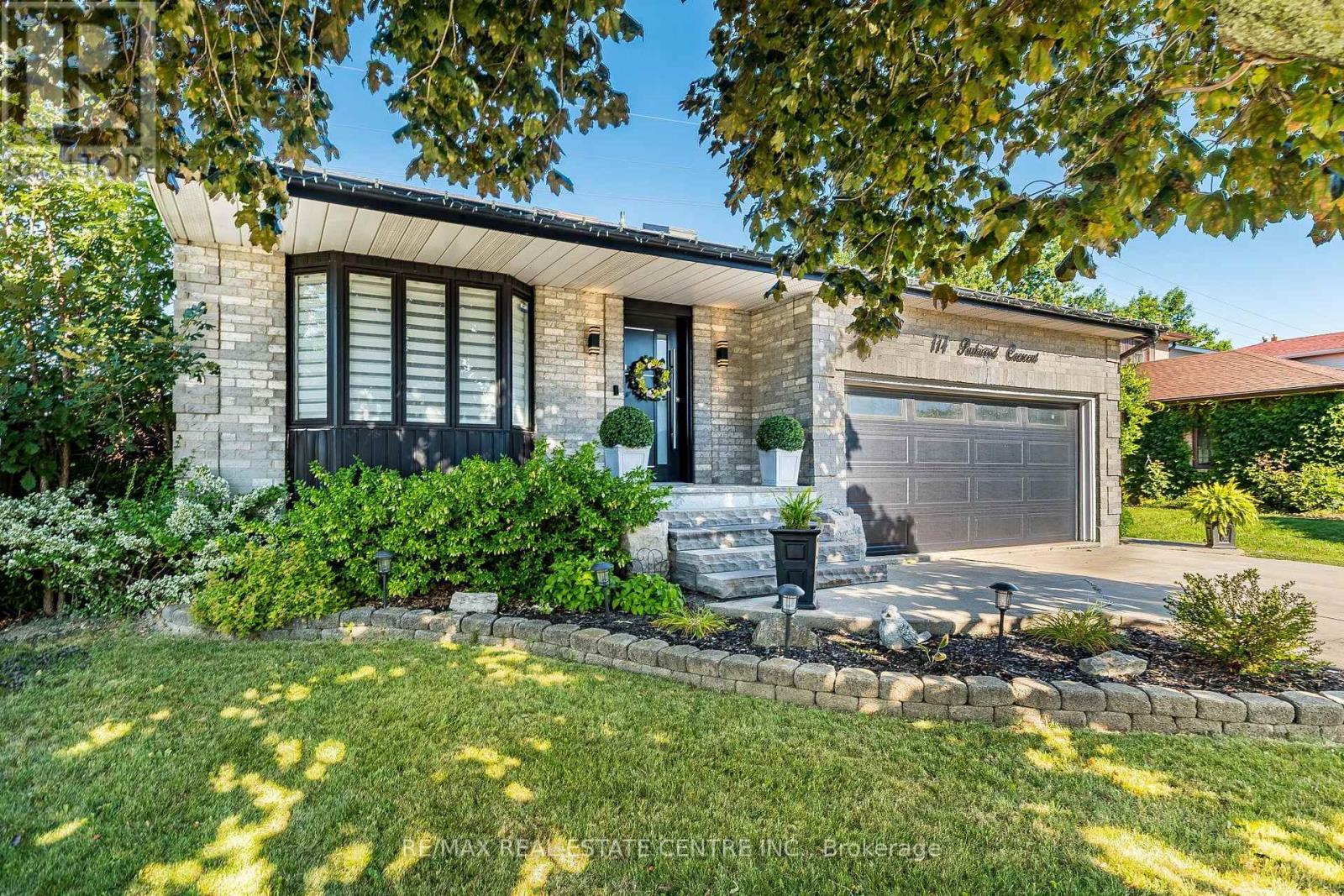 114 Parkwood Crescent, Hamilton, Ontario  L8V 4Z7 - Photo 3 - X13764084