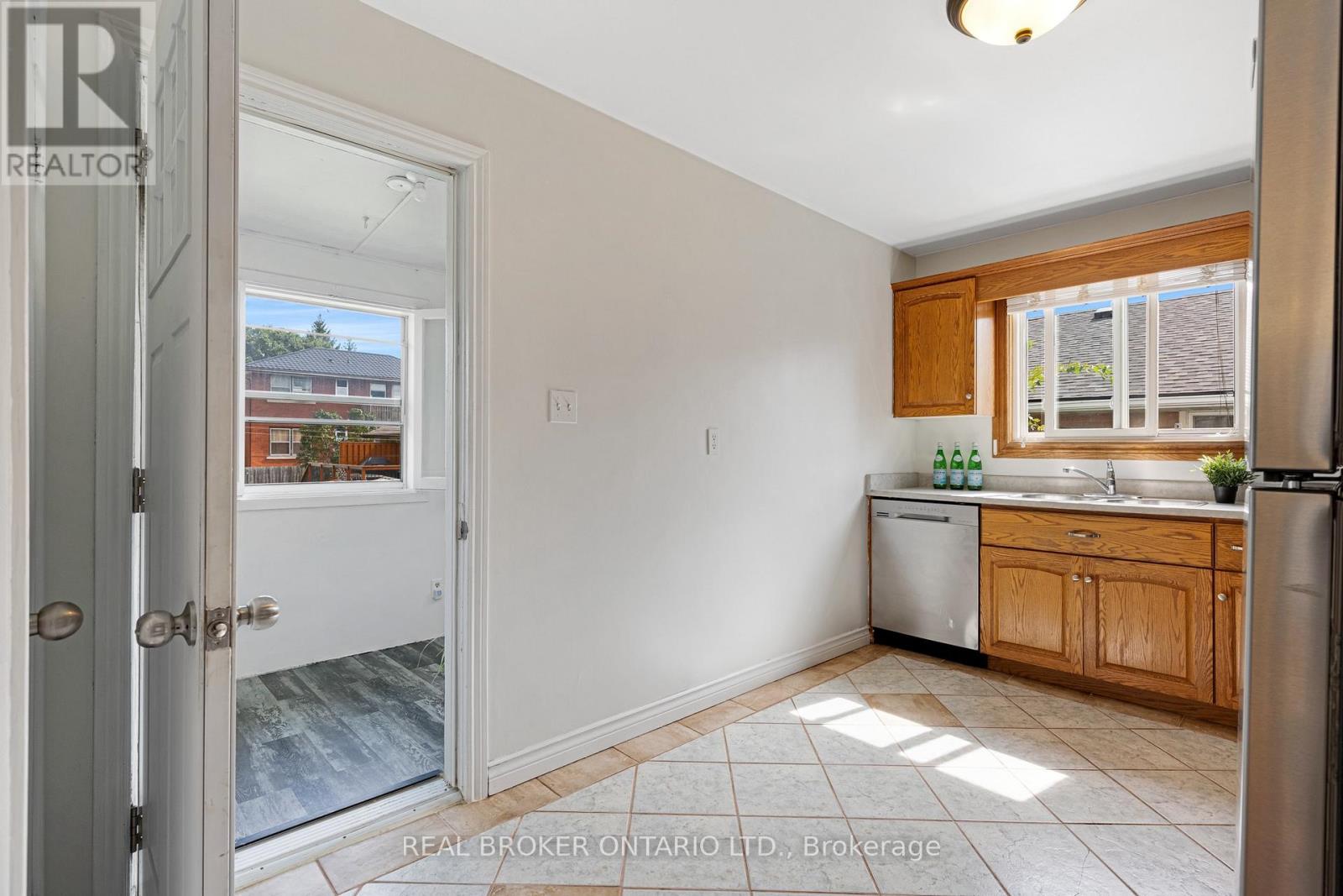 197 Ninth Avenue, Kitchener, Ontario  N2C 1S9 - Photo 16 - X13764138