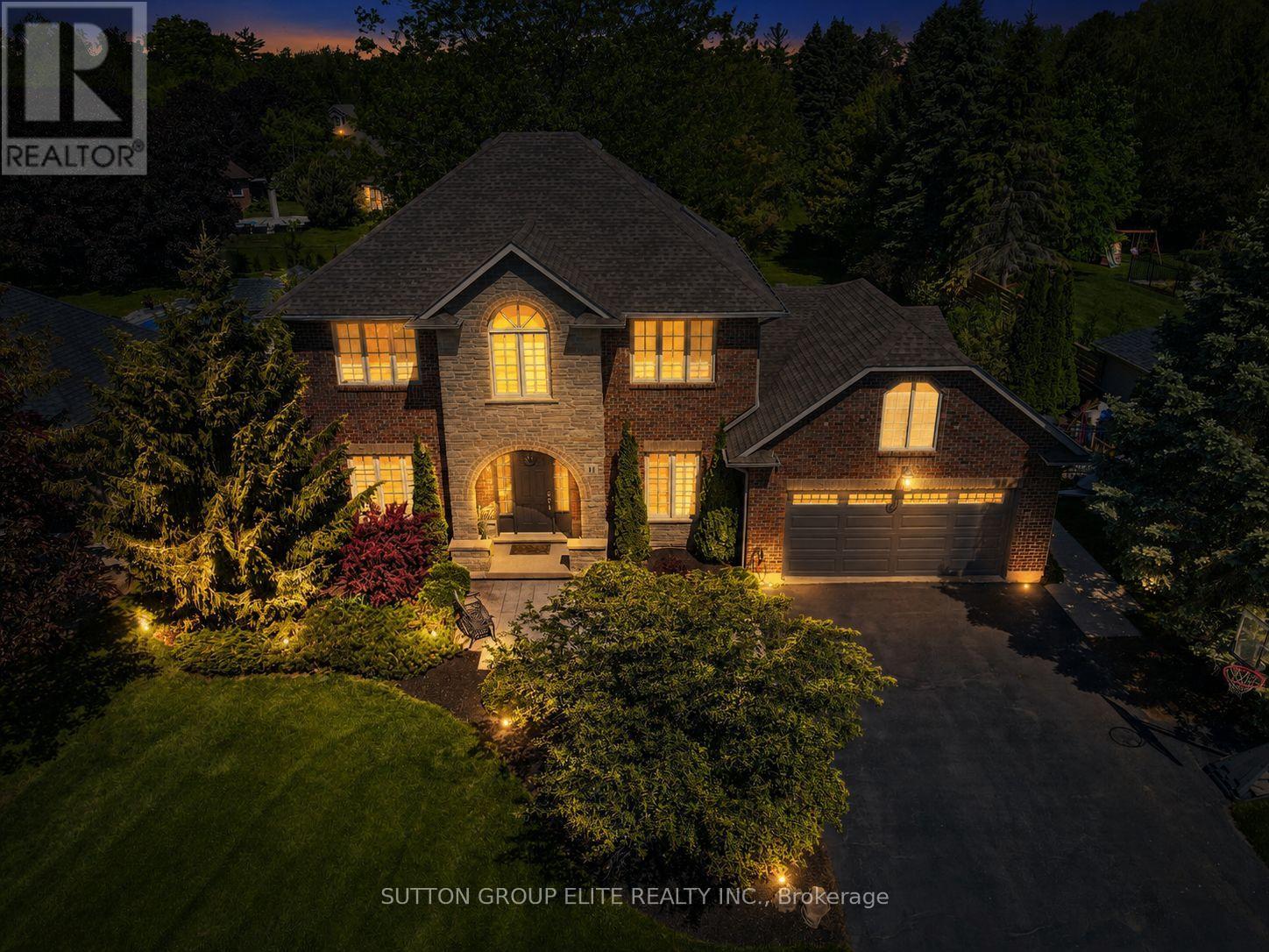11 Elderberry Lane, Hamilton, Ontario  L0R 1H2 - Photo 1 - X13764178