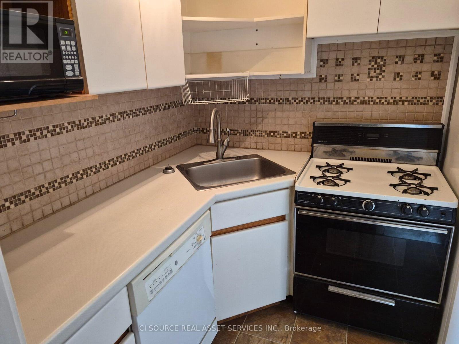 25 Watling Street, London East, Ontario  N5Y 3N4 - Photo 4 - X13764230