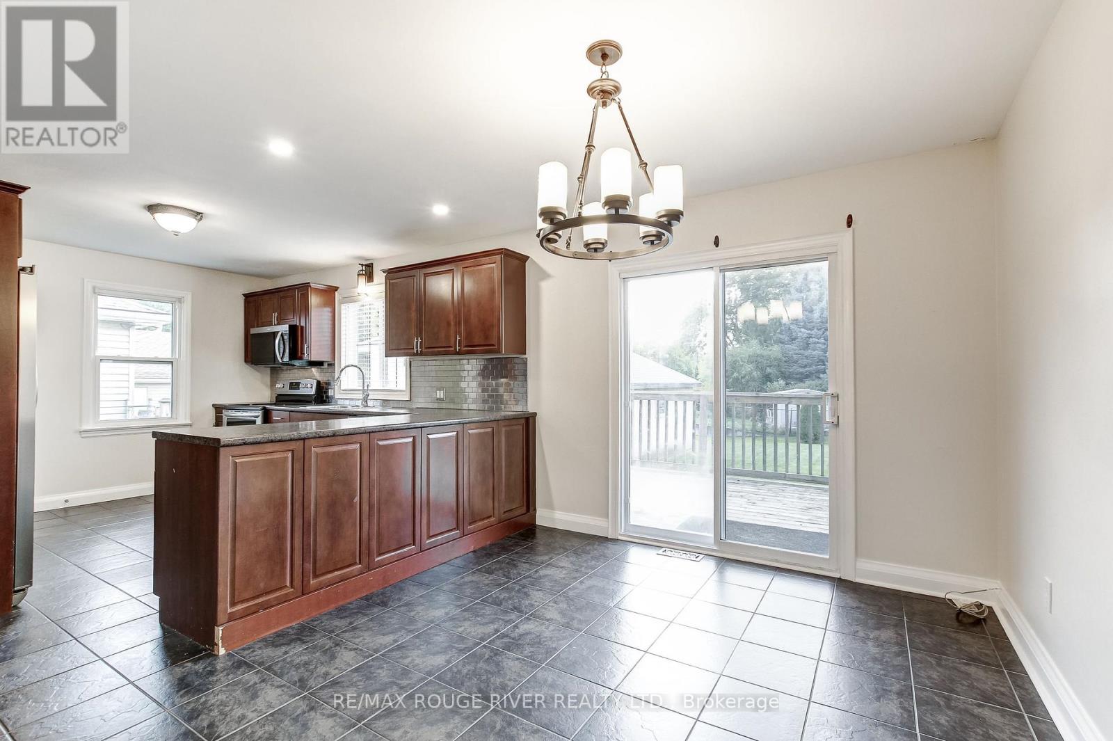 141 Haig Street, St. Catharines, Ontario  L2R 7G8 - Photo 12 - X13764242