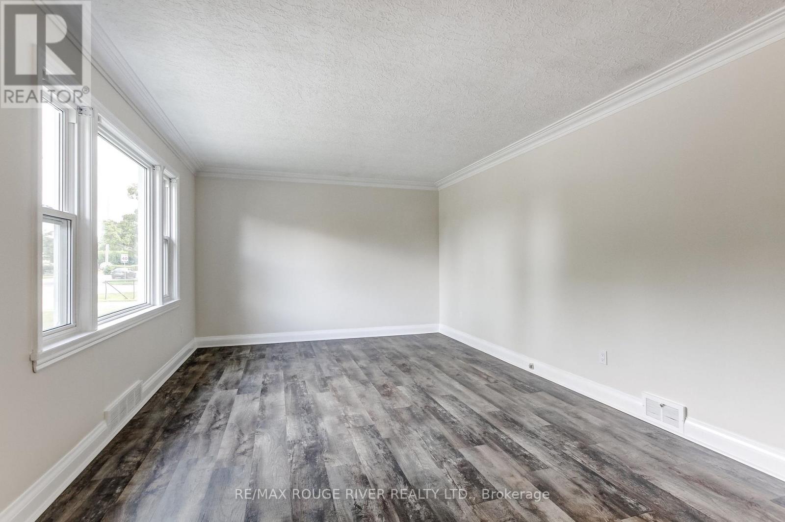 141 Haig Street, St. Catharines, Ontario  L2R 7G8 - Photo 7 - X13764242