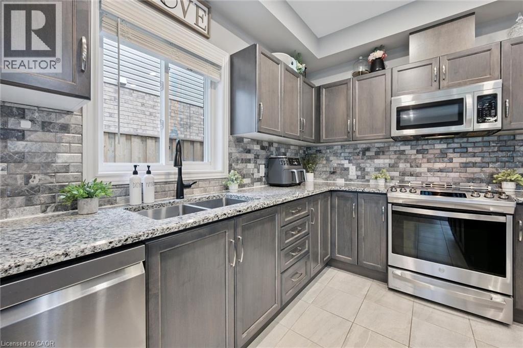 65 Miranda Path, Elmira, Ontario  N3B 0A1 - Photo 10 - 40861562