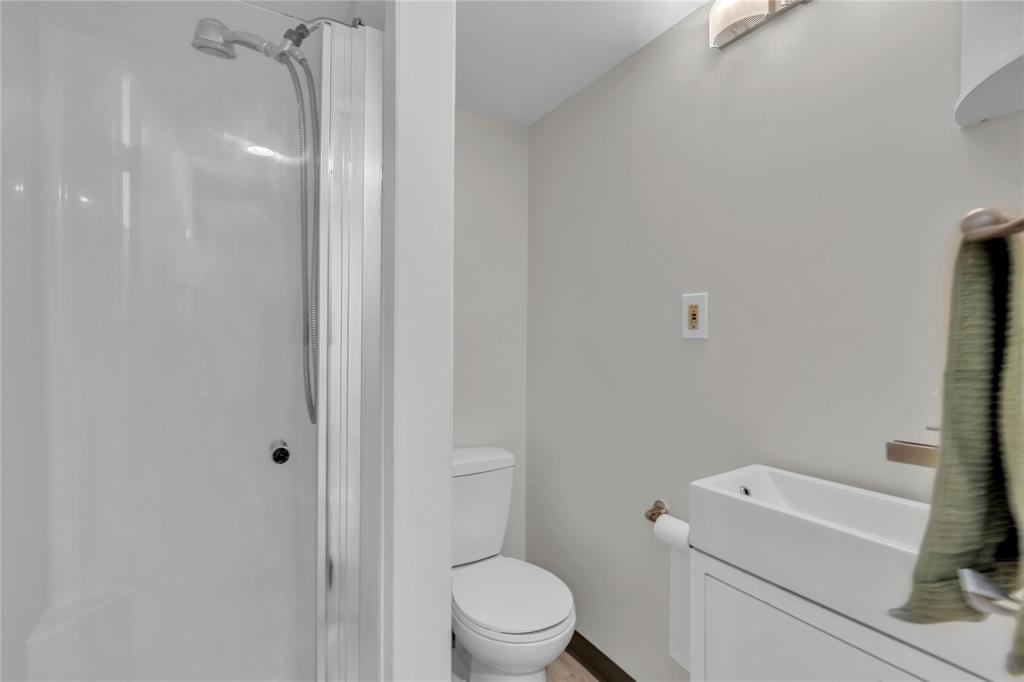 694 Brock Street, Winnipeg, Manitoba  R3N 0Z4 - Photo 24 - 202622682