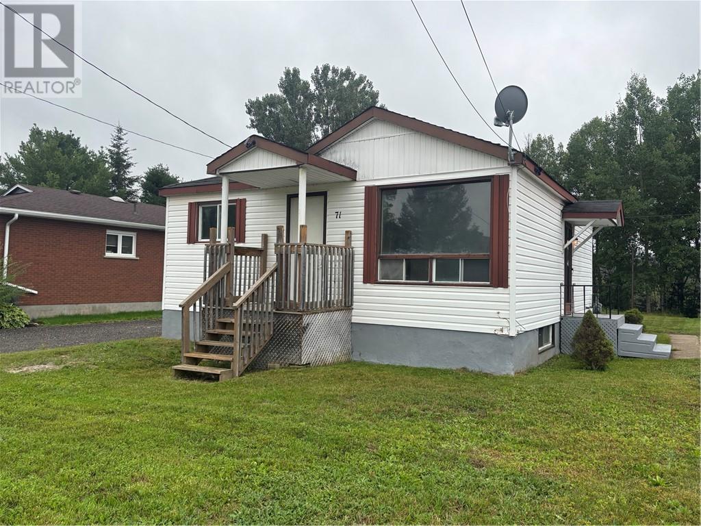 71 First Avenue, Levack, Ontario  P0M 2C0 - Photo 1 - 2130235
