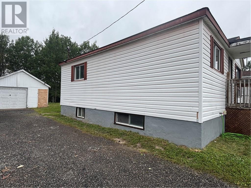 71 First Avenue, Levack, Ontario  P0M 2C0 - Photo 17 - 2130235