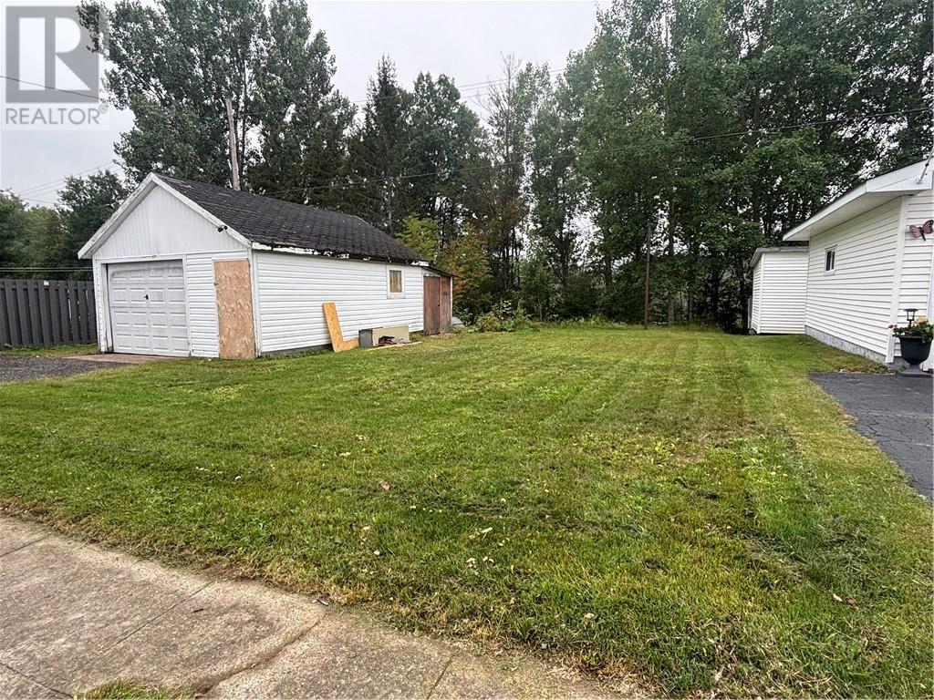 71 First Avenue, Levack, Ontario  P0M 2C0 - Photo 19 - 2130235