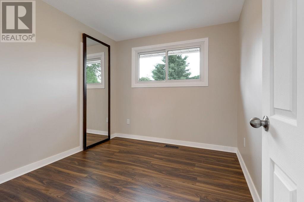 1609 Redfern, Greater Sudbury, Ontario  P3A 3S8 - Photo 13 - 2130206