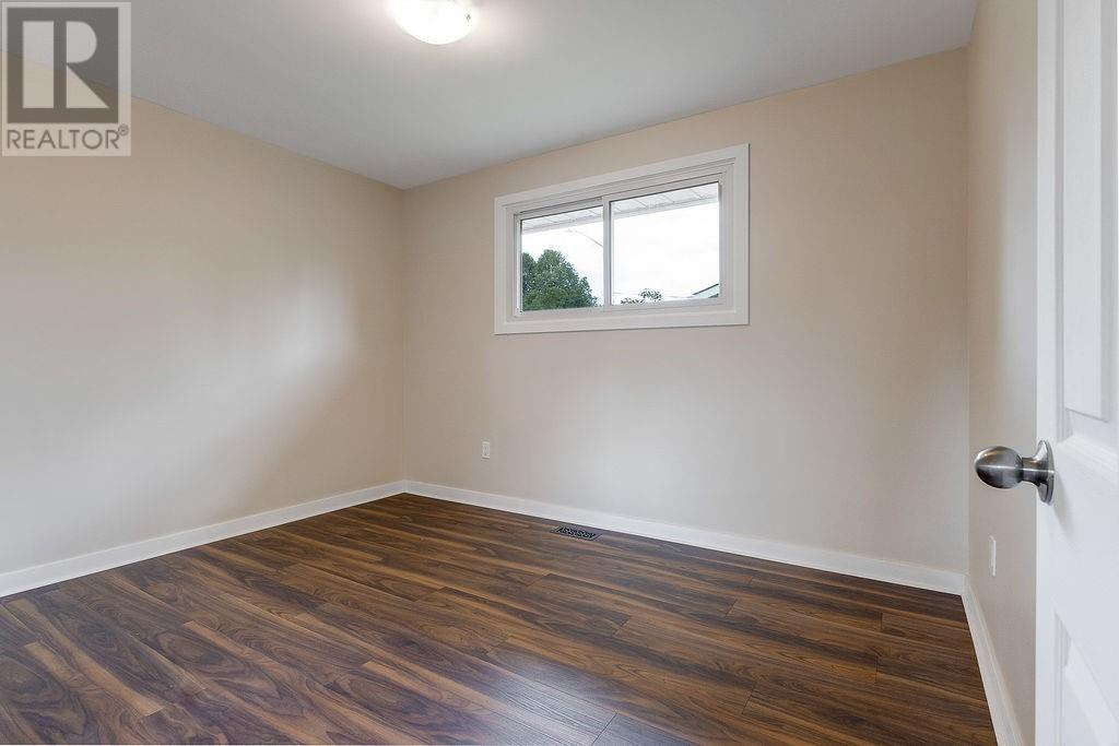 1609 Redfern, Greater Sudbury, Ontario  P3A 3S8 - Photo 16 - 2130206
