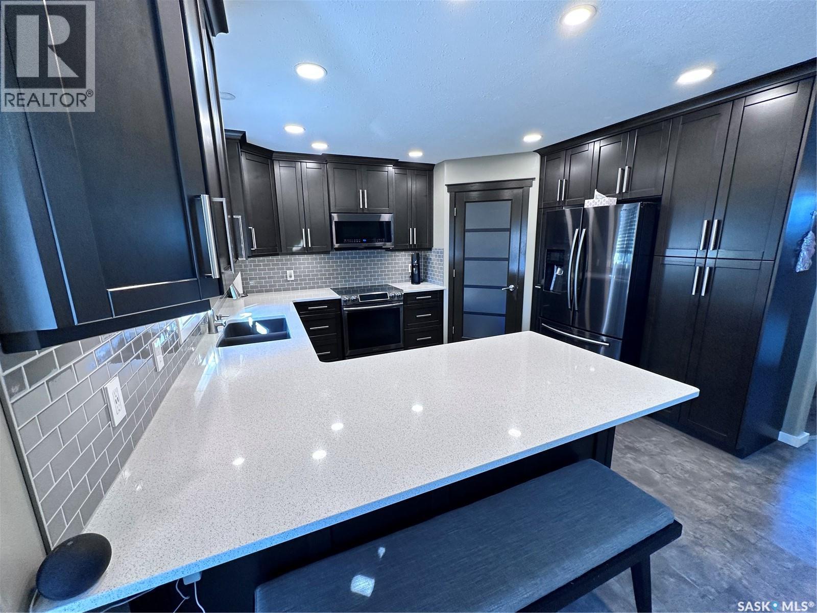 141 15th Street W, Battleford, Saskatchewan  S0M 0E0 - Photo 6 - SK048036