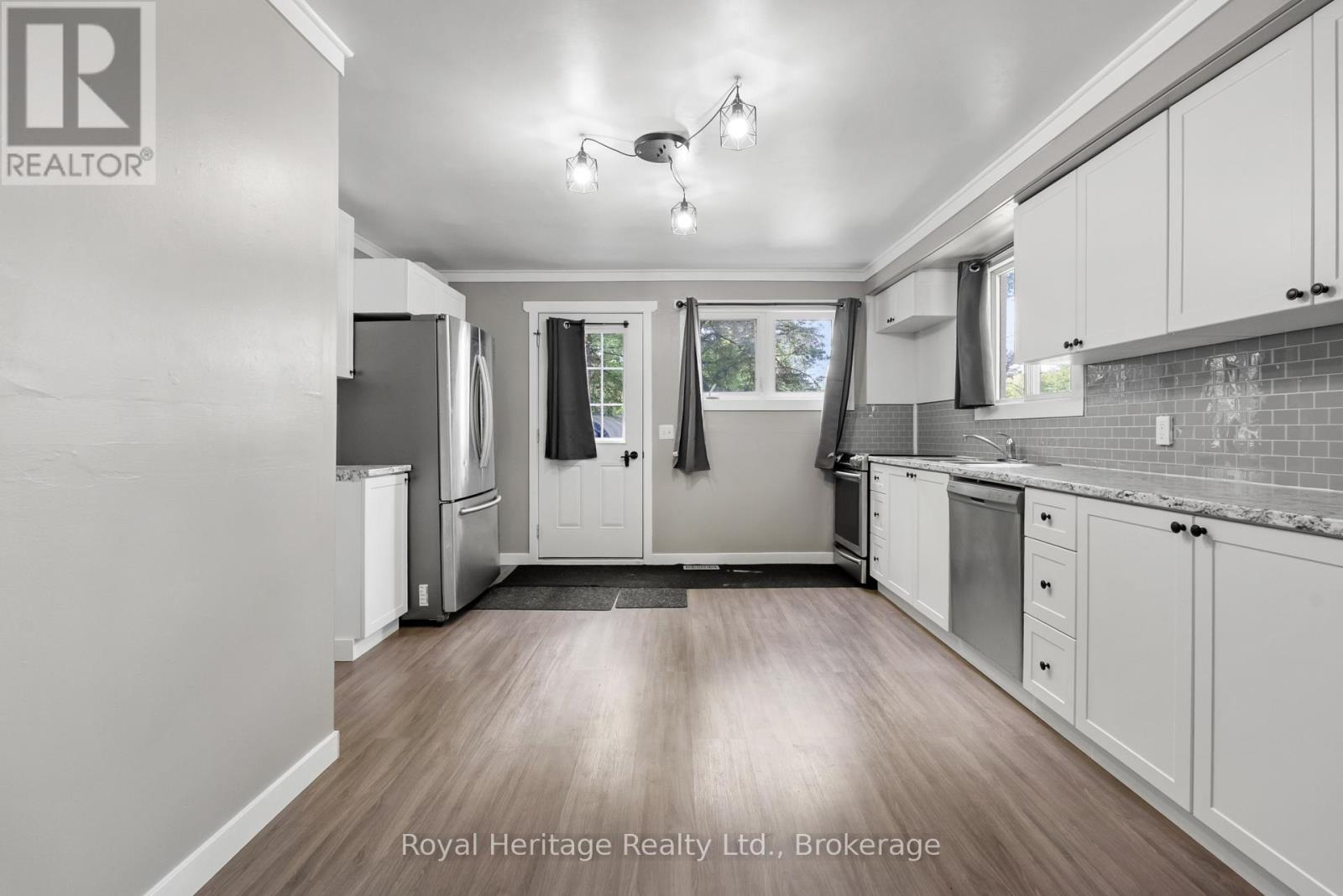 14 Morrison Street, Kawartha Lakes (Laxton/digby/longford), Ontario  K0M 2L0 - Photo 11 - X13764300