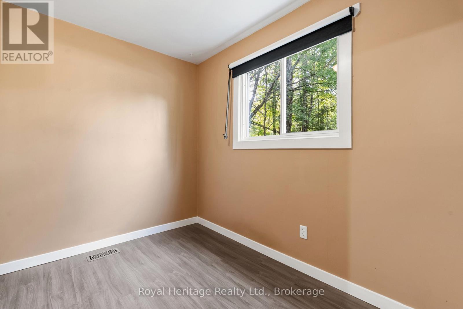 14 Morrison Street, Kawartha Lakes (Laxton/digby/longford), Ontario  K0M 2L0 - Photo 20 - X13764300