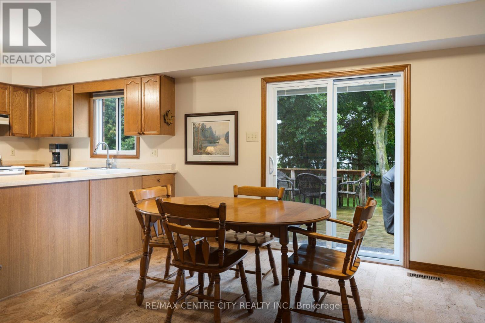334 Canterbury Place, Central Elgin (Belmont), Ontario  N0L 1B0 - Photo 10 - X13764320