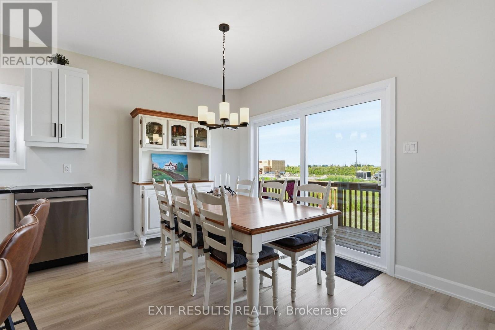1213 Montblanc Crescent, Russell, Ontario  K0A 1W1 - Photo 7 - X13764292