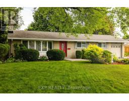 61 RIDGEFIELD CRESCENT, Ottawa, Ontario