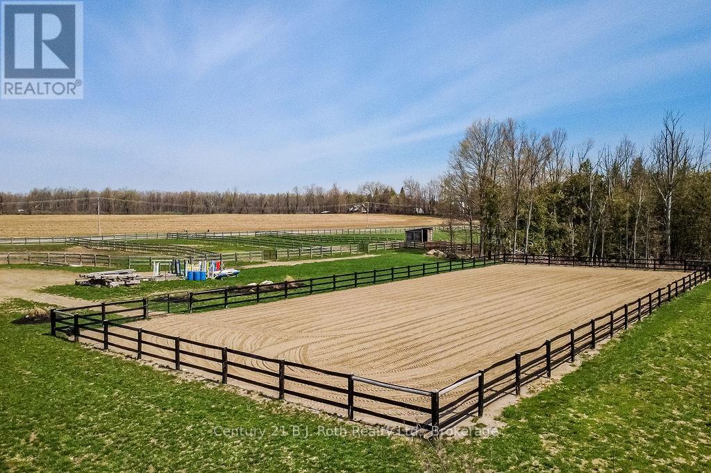 465 Ridge Road E, Oro-Medonte, Ontario  L0L 2E0 - Photo 45 - S13764294