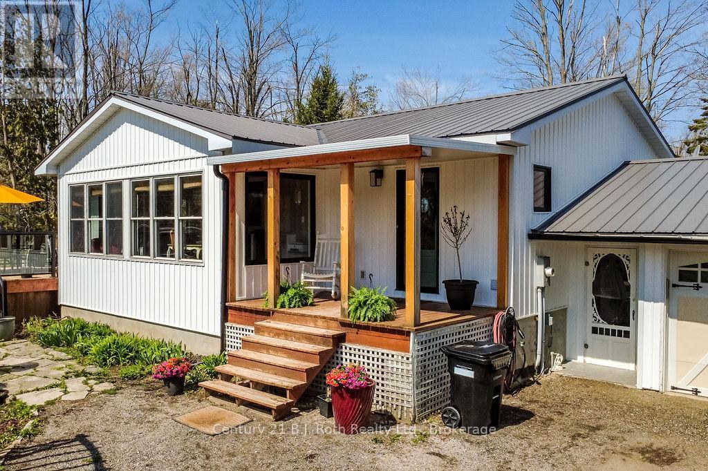 465 Ridge Road E, Oro-Medonte, Ontario  L0L 2E0 - Photo 5 - S13764294