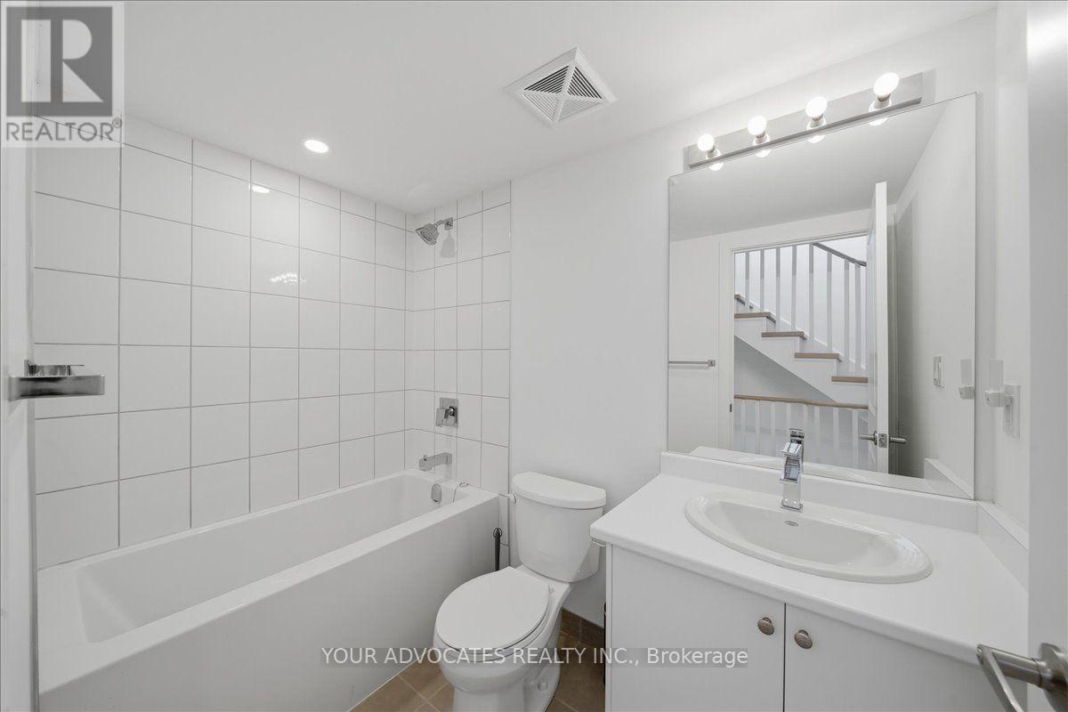 31 Nordic Lane, Whitchurch-Stouffville, Ontario  L4A 4W8 - Photo 14 - N13764340