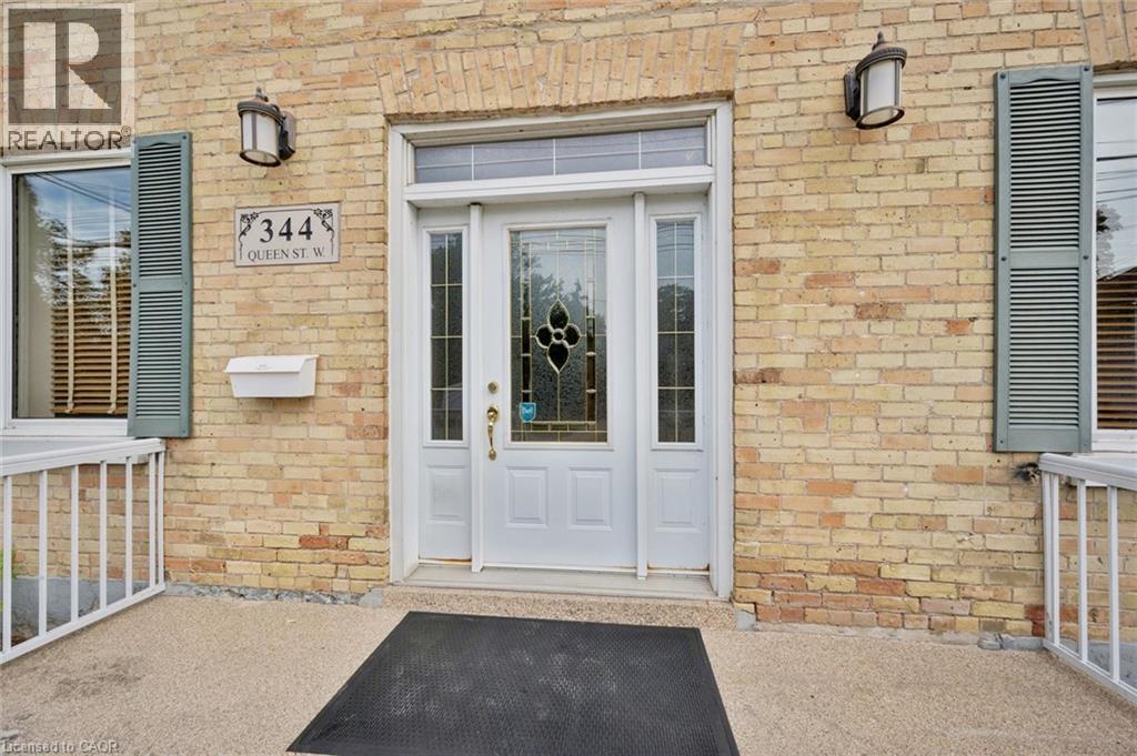 344 Queen Street W, Cambridge, Ontario  N3C 1G8 - Photo 3 - 40861998