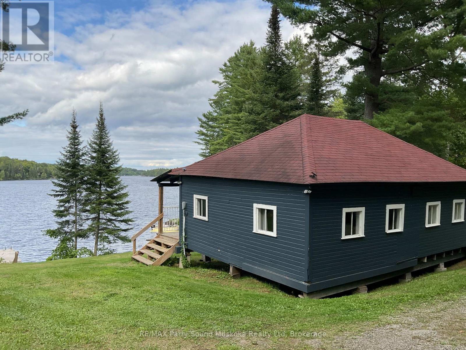 43 WEBER ROAD, Parry Sound Remote Area, Ontario