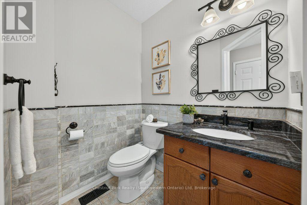 48 - 31 Schroder Crescent, Guelph (Grange Road), Ontario  N1E 7M6 - Photo 12 - X13764338