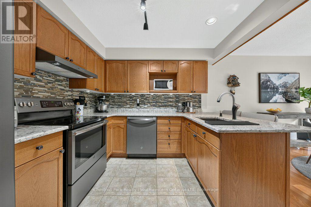 48 - 31 Schroder Crescent, Guelph (Grange Road), Ontario  N1E 7M6 - Photo 18 - X13764338