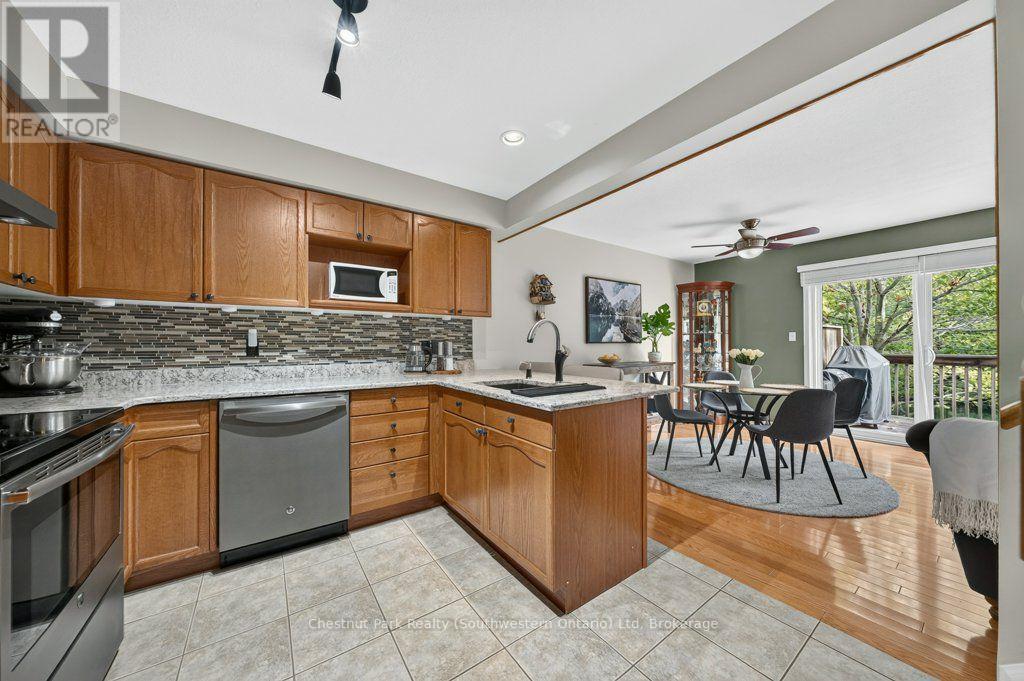 48 - 31 Schroder Crescent, Guelph (Grange Road), Ontario  N1E 7M6 - Photo 21 - X13764338