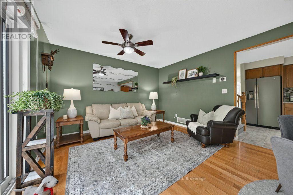 48 - 31 Schroder Crescent, Guelph (Grange Road), Ontario  N1E 7M6 - Photo 31 - X13764338