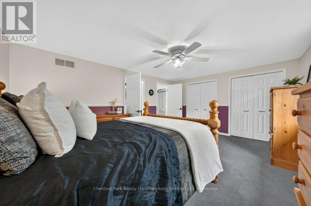 48 - 31 Schroder Crescent, Guelph (Grange Road), Ontario  N1E 7M6 - Photo 33 - X13764338