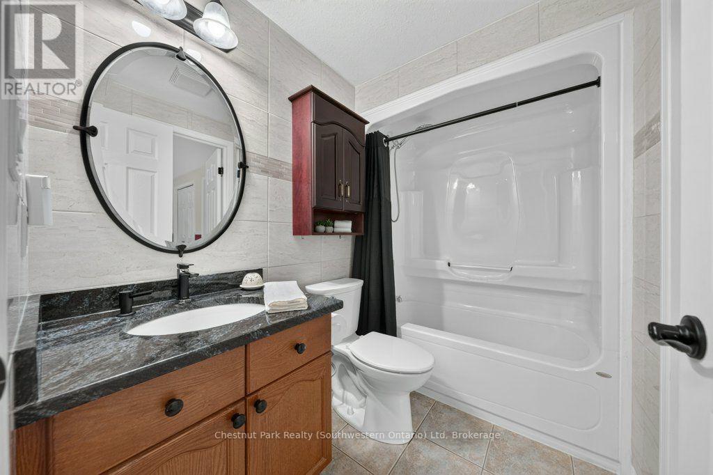 48 - 31 Schroder Crescent, Guelph (Grange Road), Ontario  N1E 7M6 - Photo 38 - X13764338