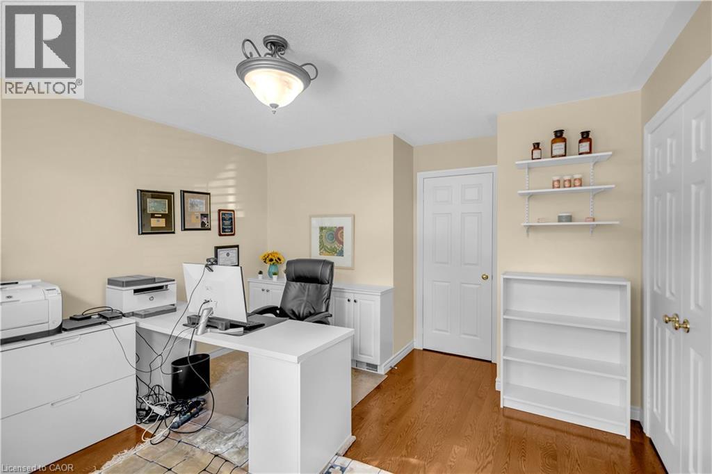 2175 Country Club Drive Unit# 4, Burlington, Ontario  L7M 4H9 - Photo 17 - 40860940