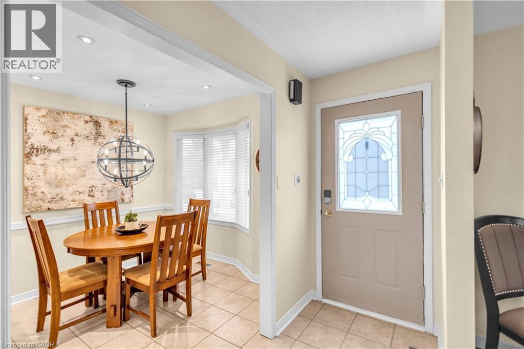 2175 Country Club Drive Unit# 4, Burlington, Ontario  L7M 4H9 - Photo 4 - 40860940