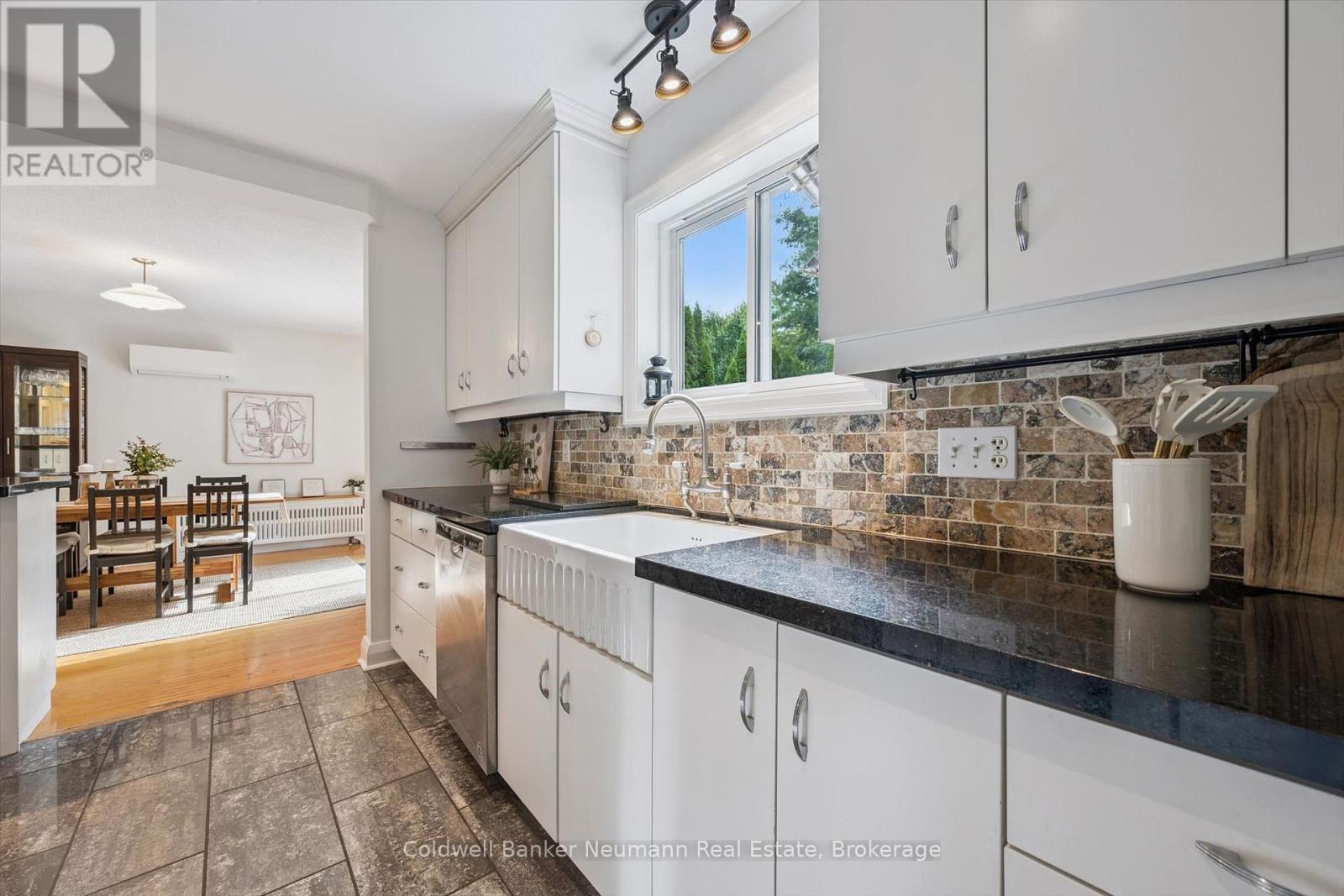 68 Albert Street, Guelph (Dovercliffe Park/old University), Ontario  N1G 1C8 - Photo 10 - X13764362